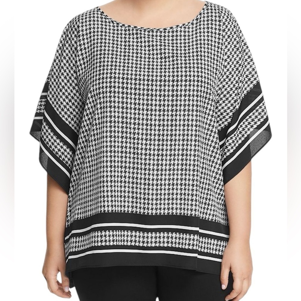 Michael Kors Houndstooth Black And White Poncho